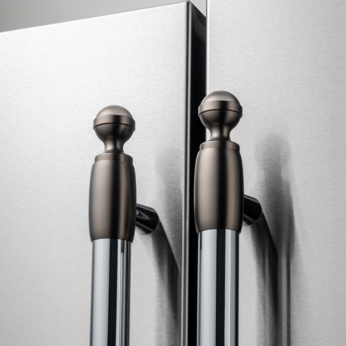Bertazzoni Black Nickel Heritage Premium Trim Set - DS2HERTSB 0